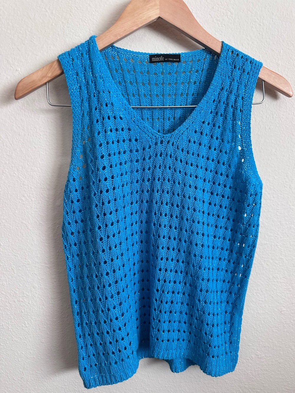 Minofe Blue Knit V-Neck Sleeveless knit Top